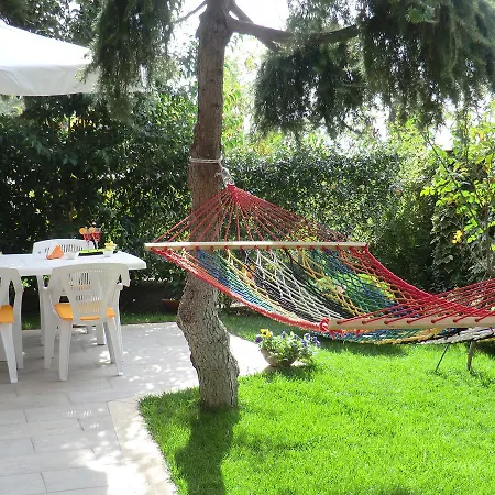 Il Giardino Di Alisa Bed & Breakfast *